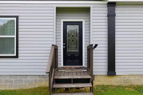 Exterior - 165 Cedar Point Rd, Tyner, KY 40486 photo 10 of 11