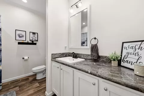 Bath - 165 Cedar Point Rd, Tyner, KY 40486 photo 4 of 4