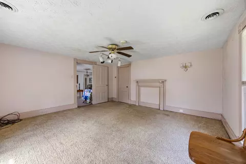 Bedroom - 411 E 2nd St, Perryville, KY 40468 photo 6 of 6