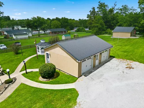 View/Area - 411 E 2nd St, Perryville, KY 40468 photo 3 of 3
