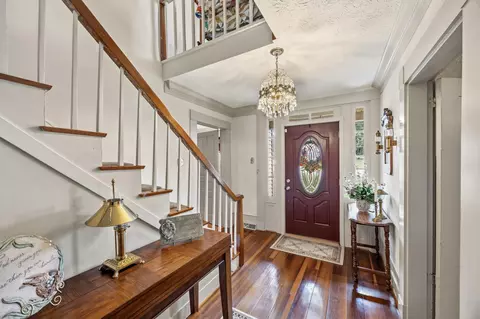 Entry Way - 411 E 2nd St, Perryville, KY 40468 photo 1 of 5