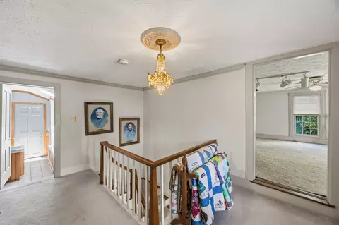 Entry Way - 411 E 2nd St, Perryville, KY 40468 photo 4 of 5