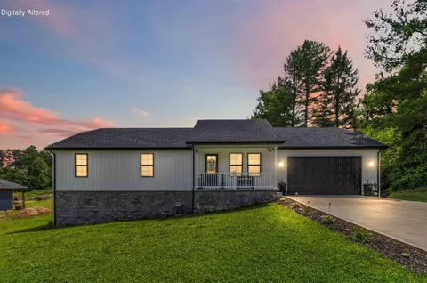 158 Strunk Rd, Corbin, KY 40701
