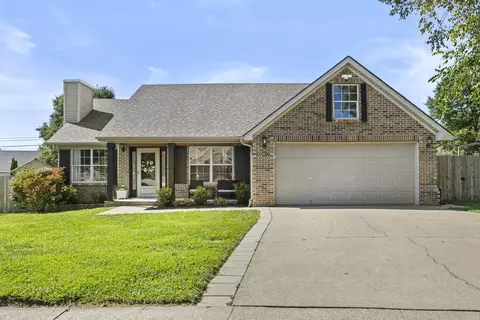 121 Caffrey Ct, Nicholasville, KY 40356