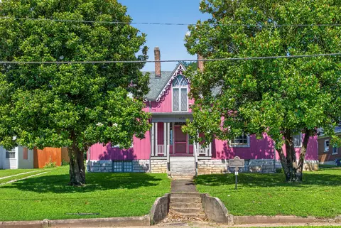 414 N Main St, Harrodsburg, KY 40330