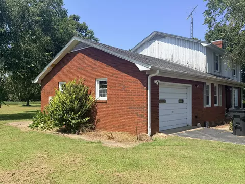 Exterior - 1307 Rob Mason Rd, Murray, KY 42071 photo 3 of 9
