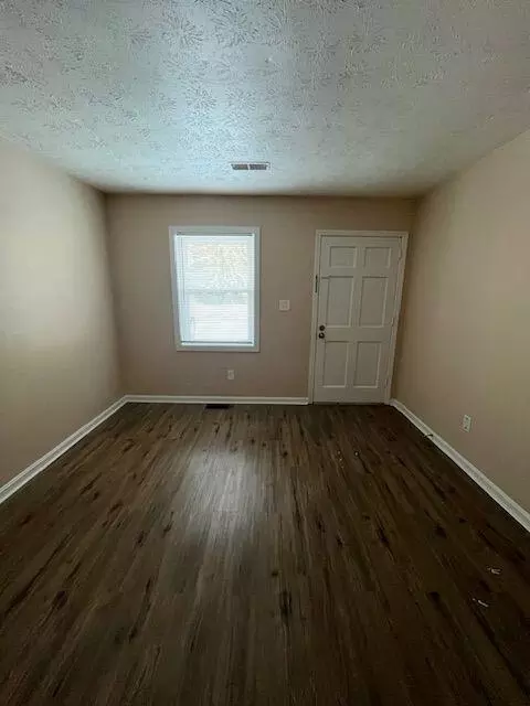 1840 Chatsworth Dr, Lexington, KY 40515