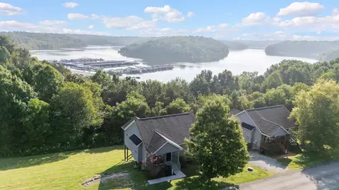 407 Grandview Dr, Taylorsville, KY 40071