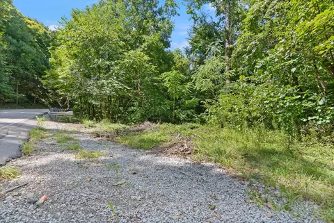 0000 Bill Dee Br Rd, Topmost, KY 41862