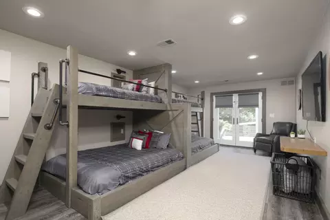 Bedroom - 207 Eagle Dr, Nicholasville, KY 40356 photo 9 of 9