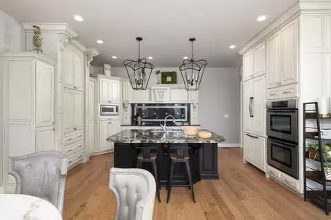 Kitchen - 207 Eagle Dr, Nicholasville, KY 40356 photo 2 of 5