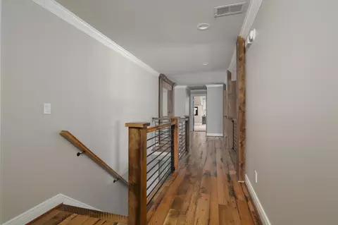 Entry Way - 207 Eagle Dr, Nicholasville, KY 40356 photo 3 of 3