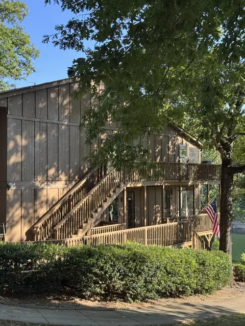 97 Eagle Dr, Bronston, KY 42518