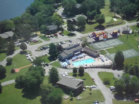 Exterior - 97 Eagle Dr, Bronston, KY 42518 photo 5 of 10