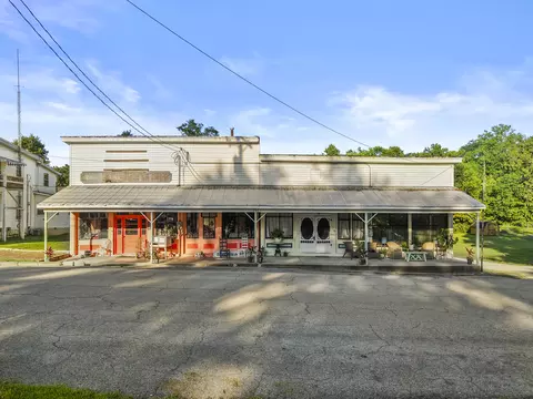 Exterior - 391 Main St, Salvisa, KY 40372 photo 3 of 11
