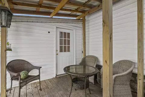 Exterior - 391 Main St, Salvisa, KY 40372 photo 10 of 11