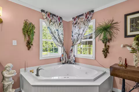 Bath - 391 Main St, Salvisa, KY 40372 photo 1 of 3