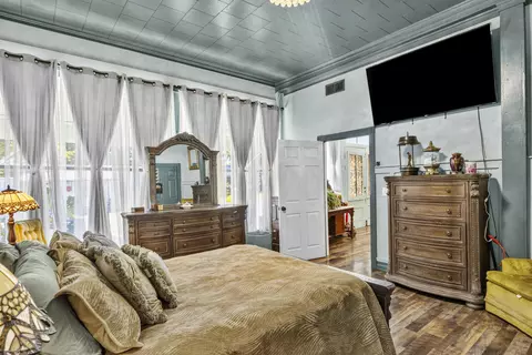 Bedroom - 391 Main St, Salvisa, KY 40372 photo 1 of 10