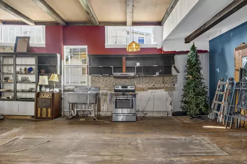 Kitchen - 391 Main St, Salvisa, KY 40372 photo 4 of 4