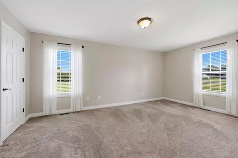 Bedroom - 204 Beechwood Dr, Berea, KY 40403 photo 1 of 9