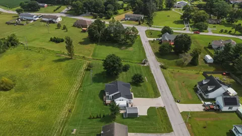 View/Area - 204 Beechwood Dr, Berea, KY 40403 photo 2 of 12