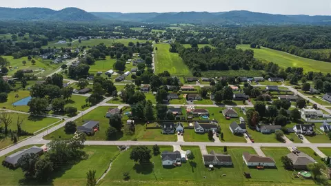 View/Area - 204 Beechwood Dr, Berea, KY 40403 photo 10 of 12