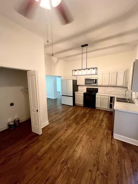 Kitchen - 516 S 3rd St, Mayfield, KY 42066 photo 1 of 1