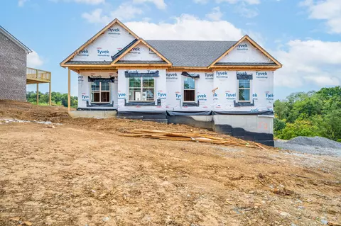 317 Circle Point Dr, Richmond, KY 40475