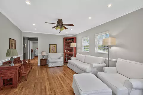 Living - 115 Cherry Rd, Berea, KY 40403 photo 1 of 1