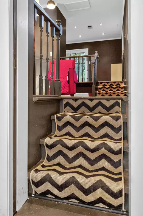Entry Way - 115 Cherry Rd, Berea, KY 40403 photo 1 of 2