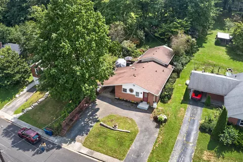 View/Area - 115 Cherry Rd, Berea, KY 40403 photo 1 of 4