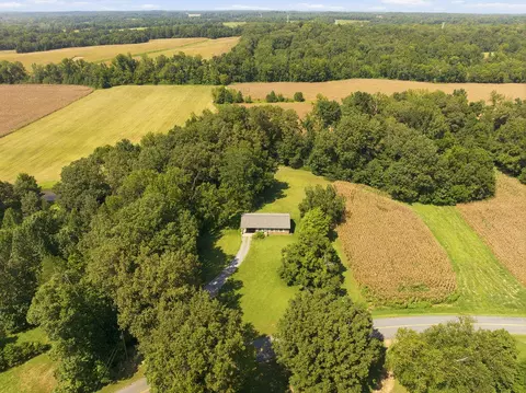 View/Area - 3488 Edgehill Trl, Hazel, KY 42049 photo 2 of 3
