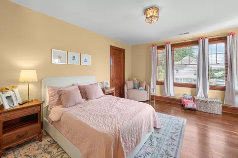 Bedroom - 703 Main St, Paris, KY 40361 photo 7 of 14