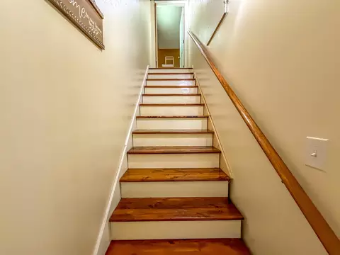 Entry Way - 37 Renee St, Corbin, KY 40701 photo 2 of 2