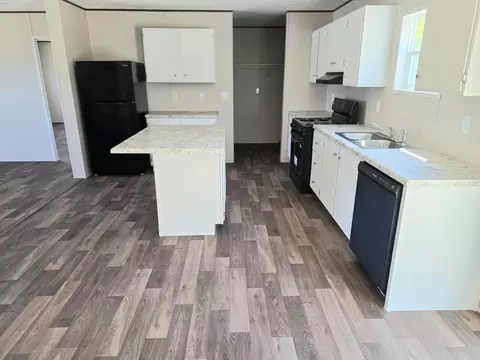 Kitchen - 3998 Ky 830, Gray, KY 40734 photo 1 of 2