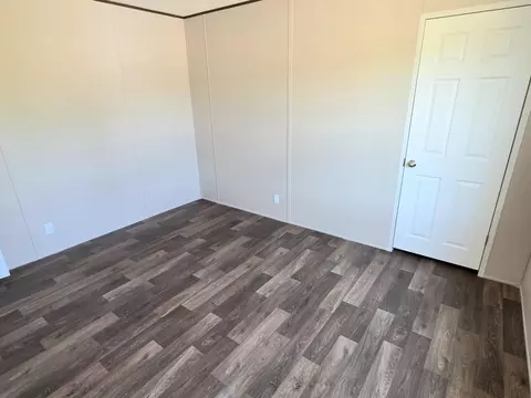 Bedroom - 3998 Ky 830, Gray, KY 40734 photo 3 of 6