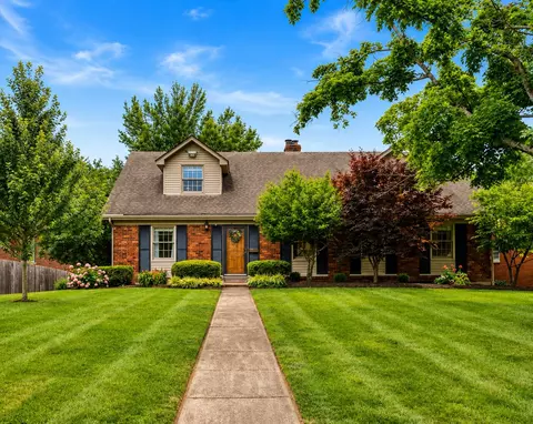 328 Leawood Dr, Lexington, KY 40502