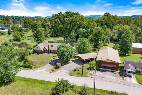 View/Area - 98 E Wyrick St, Corbin, KY 40701 photo 2 of 11