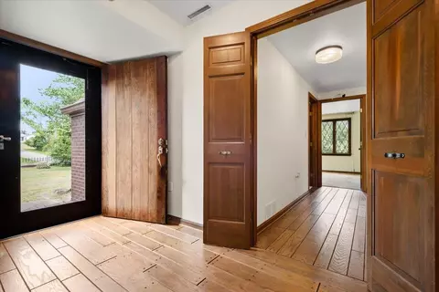 Entry Way - 98 E Wyrick St, Corbin, KY 40701 photo 2 of 3