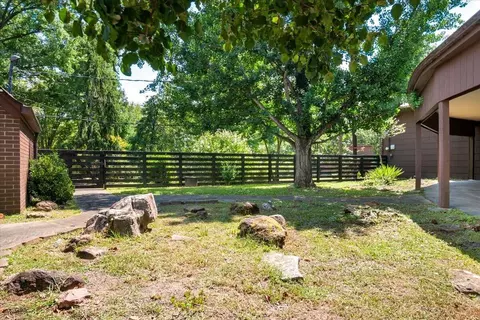 Exterior - 98 E Wyrick St, Corbin, KY 40701 photo 19 of 25