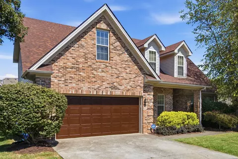 3209 Winged Foot Cir, Lexington, KY 40509