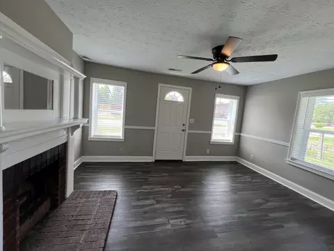 Living - 6410 Ky 1232, Gray, KY 40734 photo 2 of 3