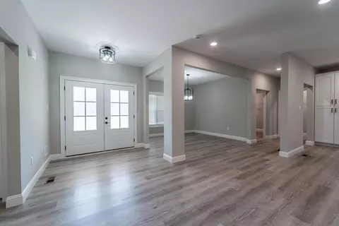 Entry Way - 165 Central Park Ave, Berea, KY 40403 photo 1 of 1