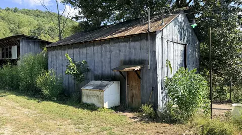 Exterior - 191 Slusher Cemetery Rd, Corbin, KY 40701 photo 2 of 10