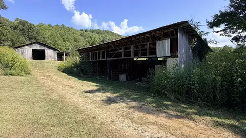 Exterior - 191 Slusher Cemetery Rd, Corbin, KY 40701 photo 4 of 10