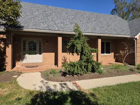 152 Treetop Ct, Georgetown, KY 40324
