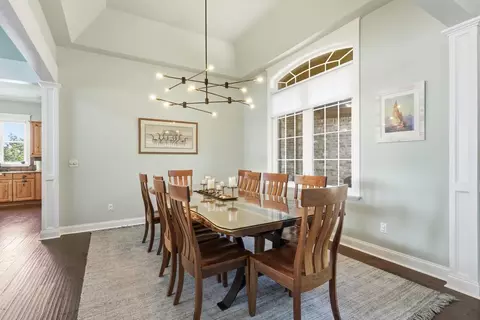 Dining - 749 Dock Dr, Murray, KY 42071 photo 1 of 2
