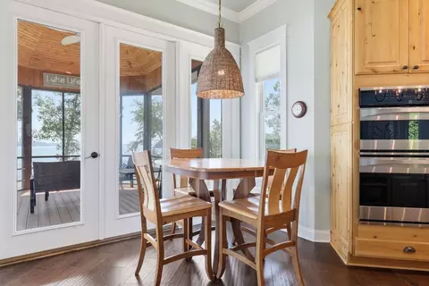 Dining - 749 Dock Dr, Murray, KY 42071 photo 2 of 2