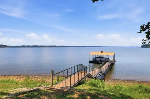 View/Area - 749 Dock Dr, Murray, KY 42071 photo 2 of 9