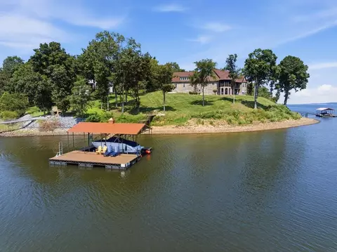 View/Area - 749 Dock Dr, Murray, KY 42071 photo 9 of 9